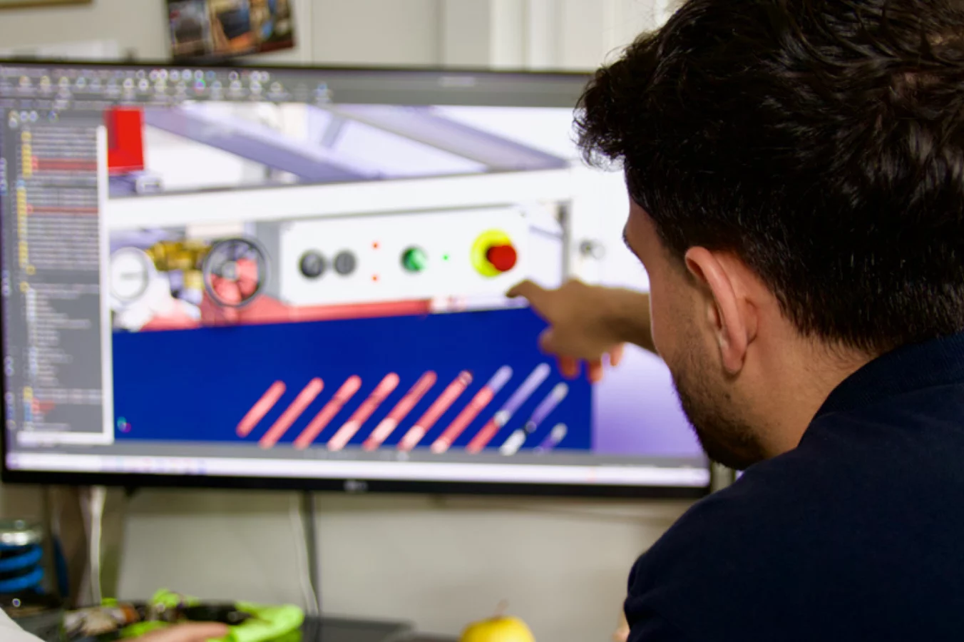 Ingénieur MIRAGE étudiant en 3D l'intégration d'un système embarqué sur véhicule porteur
